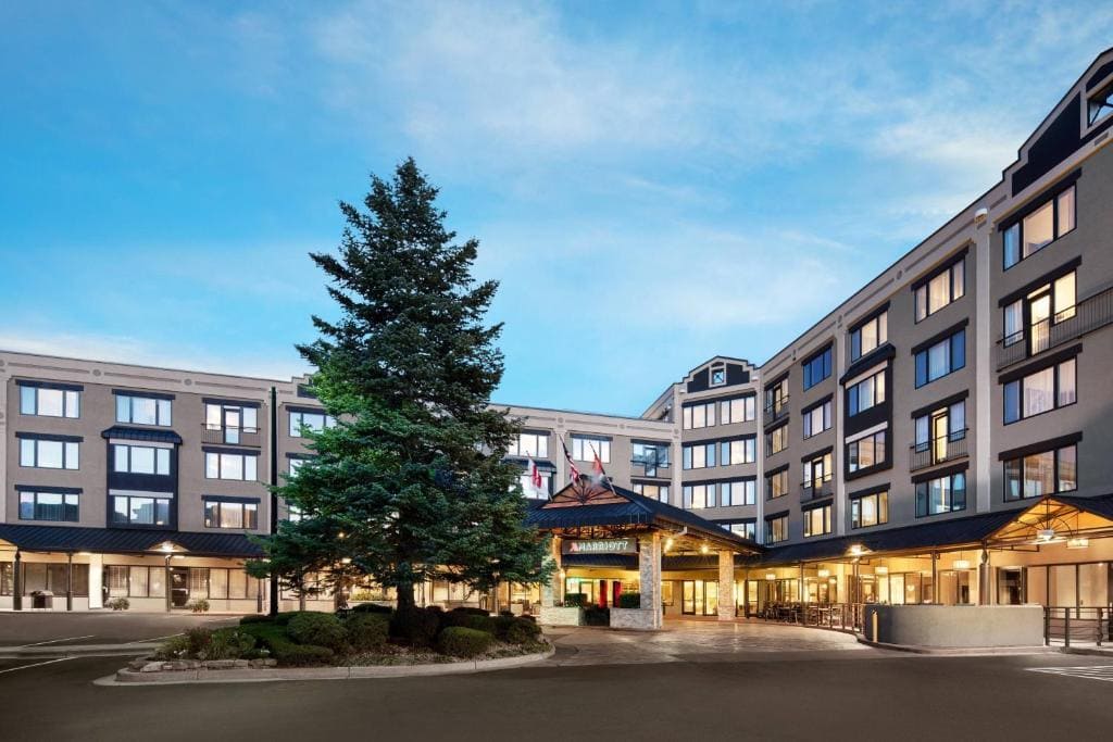 Boulder Marriott Hotel Near Campus for CU Visitors
